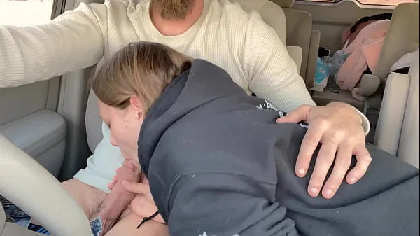 Hete Wife Fucked in the Backseat After Road Head warme films