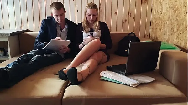 Žhavé Helped with homework and fucked a student in her tight pussy žhavé filmy