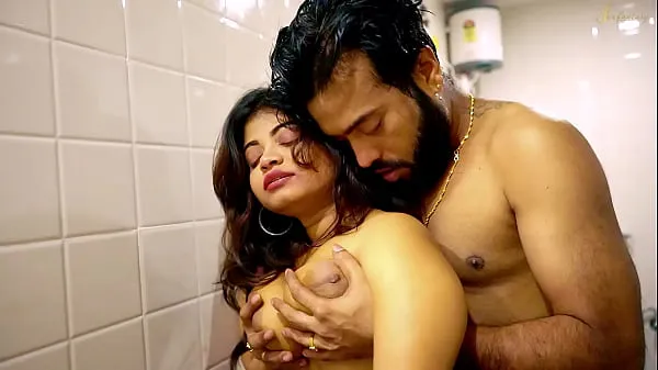 गर्म A hot nude girl fucked hard in the bathroom गर्म फिल्में