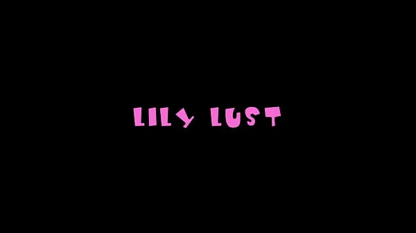 ホットな Lily Lust Rims His Asshole Before Riding His Swollen Dong 温かい映画