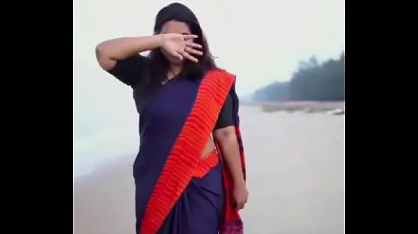 Hot New hot and sensational Kerala mallu model in outdoor photoshoot warm Movies