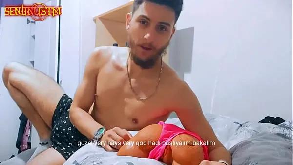 Vroči He is cheating on his girlfriend with his sister (Speaking Turkish topli filmi