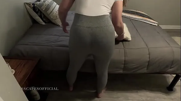 Girlfriend gets stretched again when she gets home from yoga class Films chauds