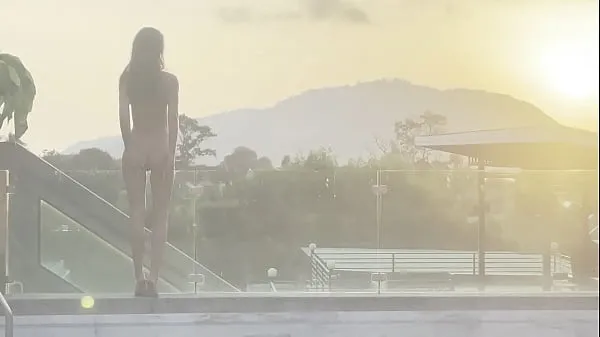 Nóng Monika Fox Blowjob, Rimming and Golden Shower In Pool Against Sunset Phim ấm áp