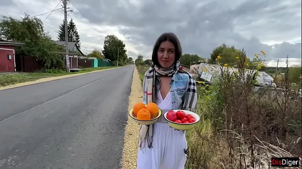 Hete I asked Farmer girl to show how she grows juicy fruits and vegetables warme films