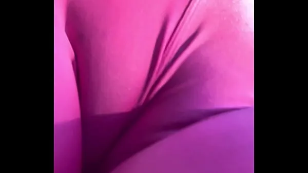Hotte I went to the gym crazy horny on the street and inside the Uber my pussy was wet and swollen! (My transparent pants and my pussy split in the middle varme film