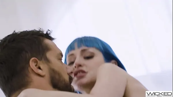 Vroči Wicked - HOT AF Jewelz Blu Gets Her Feet Licked & Gets Fucked Hard topli filmi