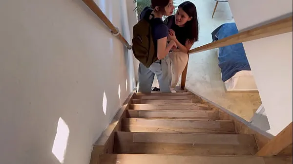 뜨거운 I discover my stepdaughter and her friend secretly fucking on the stairs 따뜻한 영화