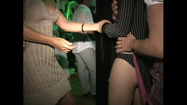 गर्म Want to be popular at swing orgy?Young MILF cocksucker cuntlicker shows how गर्म फिल्में