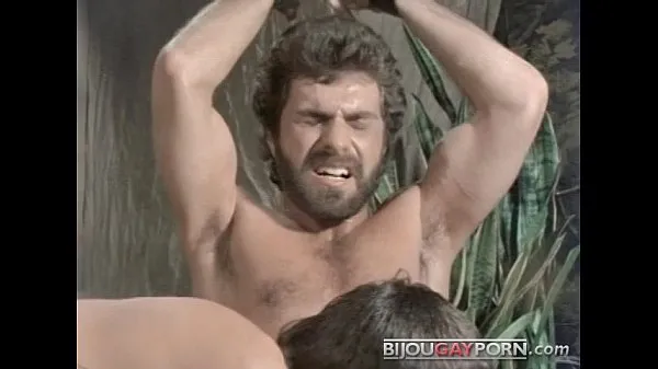 Shackled George Payne Sex Scene from Vintage Porn CENTURIANS OF ROME (1981 Film hangat yang hangat