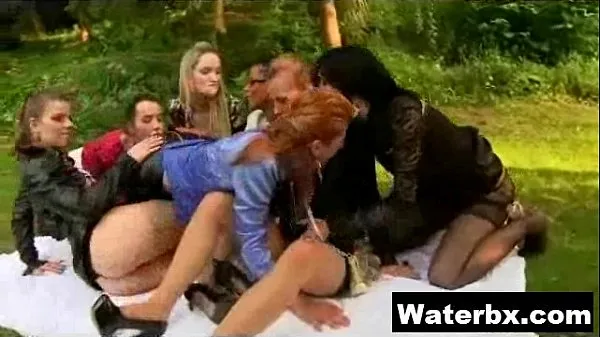 گرم Perky Titty Fetish Chick Wild Pee گرم فلمیں