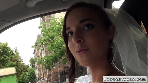 Hotte Rejected bride blowjob in car in public varme filmer