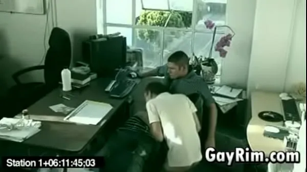 Heiße Gay Guys Fucking At The Officewarme Filme
