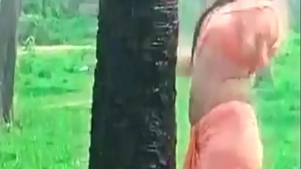 Hot Kerala Girl Meghana Raj - Hot Ass Shake and Navel Show in Wet Saree warm Movies
