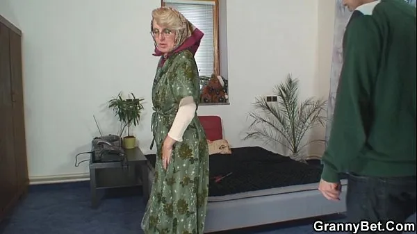 Hot Lonely old grandma pleases an young guy warm Movies